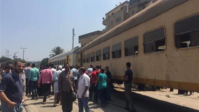 مصرع موظف بـ«أمن الجيزة» سقط من قطار ببني سويف