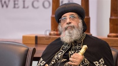 البابا تواضروس يصل القاهرة بعد رحلة علاجية في ألمانيا (صور)