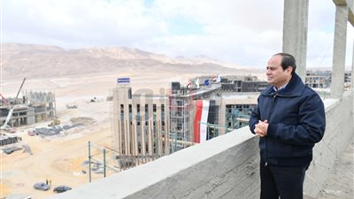 14 صورة ترصد تفاصيل تفقد السيسي للمشروعات التنموية بهضبة الجلالة