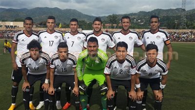 المنتخب الأوليمبي يتدرب على النجيل الصناعي قبل مواجهة الجزائر