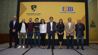 التجاري الدولي ووادى دجلة يكرمون رنيم الوليلي لتصدرها التصنيف العالمي للإسكواش