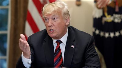 مؤيدو ترامب يجمعون تبرعات للمساعدة في تمويل الجدار الحدودي (صورة)