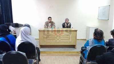 ورشة عمل عن معوقات تطوير المشروعات الصغيرة في أسوان (صور)