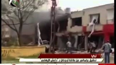 بالفيديو والصور.. «حكاية تركيا مع داعش».. رئيس تحرير تركي ينشر صورا تفضح إمداد أنقرة للتنظيم الإرهابي بالأسلحة.. «مدفيديف» يكشف صفقات النفط التركي الداعشي.. وعلاقات نجل أردوغان مع 