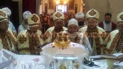 بالصور.. أساقفة يرسمون 5 كهنة جدد بالزقازيق