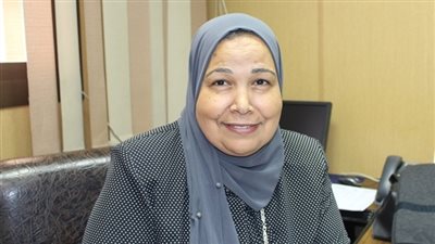 جامعة عين شمس تدفع بقافلة طبية للوادي الجديد