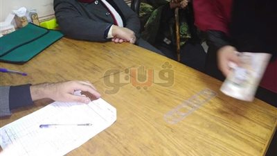 5 آلاف جنيه تعويض للأسر المتضررة من الأمطار في «قشوع» بالإسكندرية