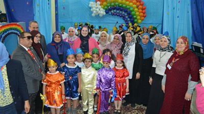 التعليم تتابع تنفيذ الأنشطة التربوية بمدارس القاهرة