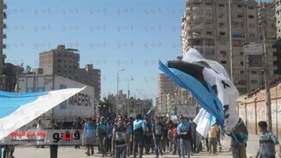 ألتراس المحلة يساند فريقه فى تدريبات اليوم قبل موقعة 