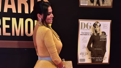 عمرو أديب لرانيا يوسف: فيه ناس عندها مشكلات مع الشورت