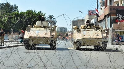 «الغرف التجارية»: الجيش يؤمن مقرات شركات الصرافة خلال تظاهرات الغد