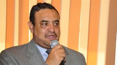 4 قيادات من رجال صالح يبايعون الحوثي (صور)