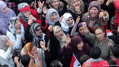 لجنة المرأة باتحاد العمال تستنكر عدم تمثيلها بمؤتمر 