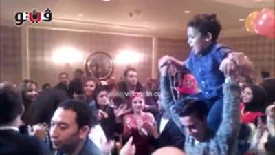 بالفيديو.. وصلة رقص على أنغام «دلع بنات» بعيد ميلاد ابنة «هدى»