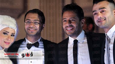 بالصور.. حماقي يخطف الأضواء في حفل زفاف المونتير أسامة فؤاد