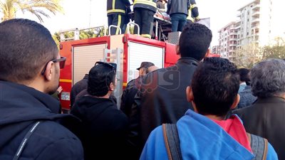 «دم بدم ورصاص برصاص» هتافات سيدات الشرقية في جنازة شهيد رفح (فيديو)