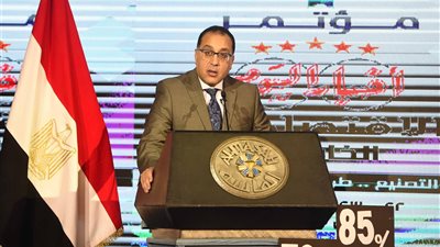 رئيس الوزراء يعلن في المؤتمر الاقتصادي لـ«أخبار اليوم»: إطلاق أول خريطة للقطاع الصناعي تشمل ٤٩٠٠ فرصة استثمارية.. افتتاح ٣١١٤ مصنعًا بإجمالي ٧٣.٧ مليار جنيه.. مدبولي: واجهنا التحديات ببرنامج