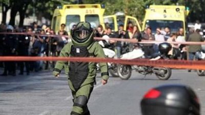 إصابة 8 أشخاص في انفجار عبوة ناسفة بموقف القصاصين