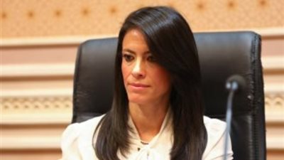 «السياحة» تنتهي من برنامج تسجيل العاملين بالفنادق وإدخال بيانات 21 ألف اسم