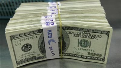 ارتفاع اليورو والإسترليني.. والدولار يسجل 699 قرشًا