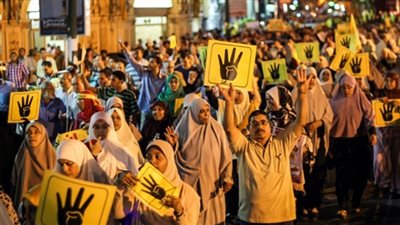 عناصر الإرهابية يقطعون الطريق العام بمنيا القمح