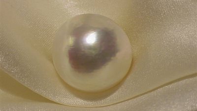 خبيرة أبراج: «اللؤلؤ» هدية «السرطان» في «عيد الحب»