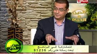 بالفيديو.. احذري «تدليل» طفلك واتركيه يعتمد على نفسه