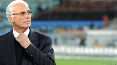 «فيفا» يدرس التحقيق مع «بيكنباور» بسبب مونديالي روسيا وقطر