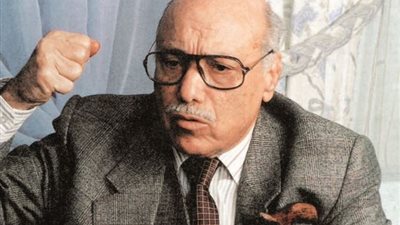 محمود السعدني يكتب: رجل ليس فوق القمة لأنه القمة نفسها