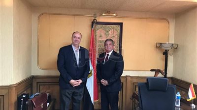وزير الرياضة يلتقي رئيس اتحاد التايكوندو