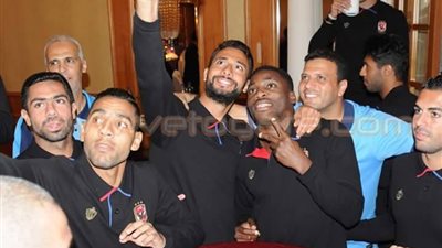 بالصور.. نجوم الأهلي يحتفلون بعيد ميلاد إيفونا