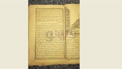 إحباط تهريب ١٢ كتابا نادرا داخل ٣ طرود إلى الإمارات