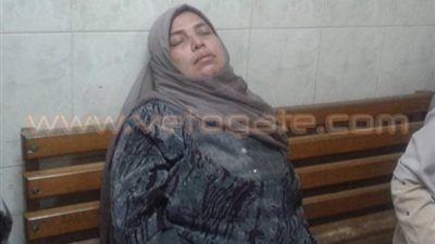 بالصور.. إغماء مضربات عن الطعام من أصحاب شقق الإسكان الاجتماعي بمنوف