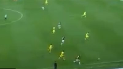 شيكابالا يسجل هدف التعادل للرائد أمام القادسية 1 / 1 (فيديو)