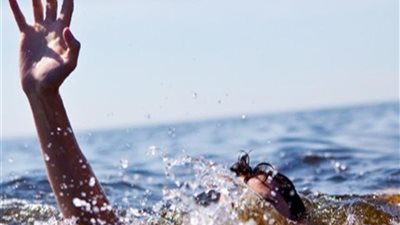 إنقاذ شاب من الغرق بالمجرى الملاحي لقناة السويس ببورسعيد