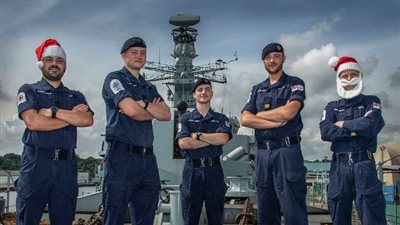 11 ألف جندي بريطاني يحتفلون بالكريسماس بعيدا عن عائلاتهم (صور)