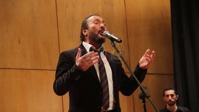 علي الحجار يشدو «فلسطيني» على مسرح الصحفيين تضامنا مع القدس