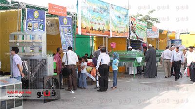 بالصور.. إقبال كبير في اليوم الثاني لمعرض 