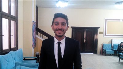 رئيس اتحاد جامعة عين شمس لـ«فيتو»: سنعمل على حل المشكلات وتوفير الخدمات وتفعيل الأنشطة.. نسعى للتواصل مع جميع طلاب مصر.. ويؤكد: «إحنا في ضهر الطالب طالما في الإطار الصحيح»