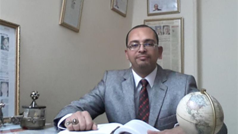 الدكتور أحمد شاهين،