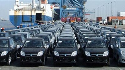 الجمارك تبدأ تخفيضات جديدة على السيارات الأوروبية مطلع يناير