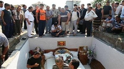 بالصور.. حقيقة قبر «صباح» الأسطوري