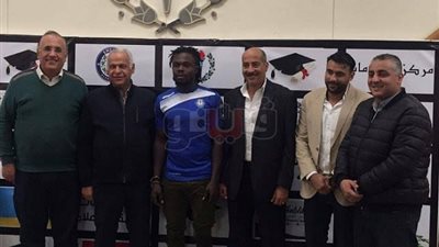 سموحة يتعاقد مع رونالدو مهاجم تشيلسى الغانى لمدة 3 مواسم