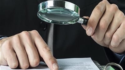 التلاعب في سجلات المواليد والوفيات «قضية أمن قومي».. ميلاد المجهول وضياع المولود شعار كاتب صحة شبراخيت بالبحيرة.. موظف سجل عابدين يزور جنسيات فلسطينيين.. وخبير يكشف الأسباب والعقوبة