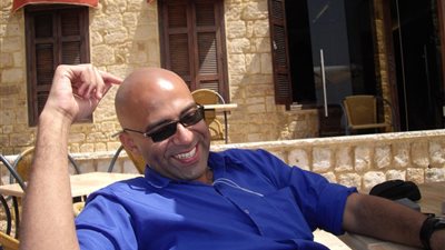 نائل الطوخي يستعيد أسطورة ريا وسكينة في روايته 