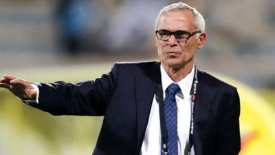 كوبر يغادر إلى الأرجنتين لقضاء إجازة الكريسماس