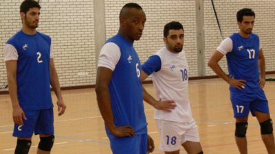 الجزائر تفوز على العراق في البطولة العربية للكرة الطائرة بالكويت