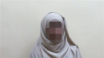 ضبط إخوانية بحوزتها شعارات معادية للجيش بمترو المطرية