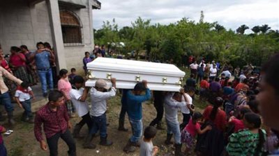 جواتيمالا تدعو للتحقيق في وفاة ثاني طفل مهاجر لأمريكا