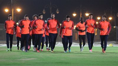 نصائح المشرف على الكرة بالمقاصة للاعبين (صور)